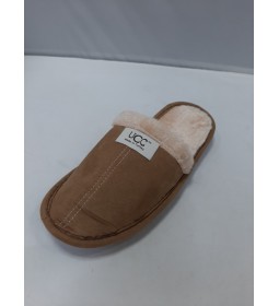 Дамски чехъл