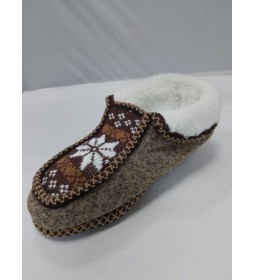 Дамски пантофи